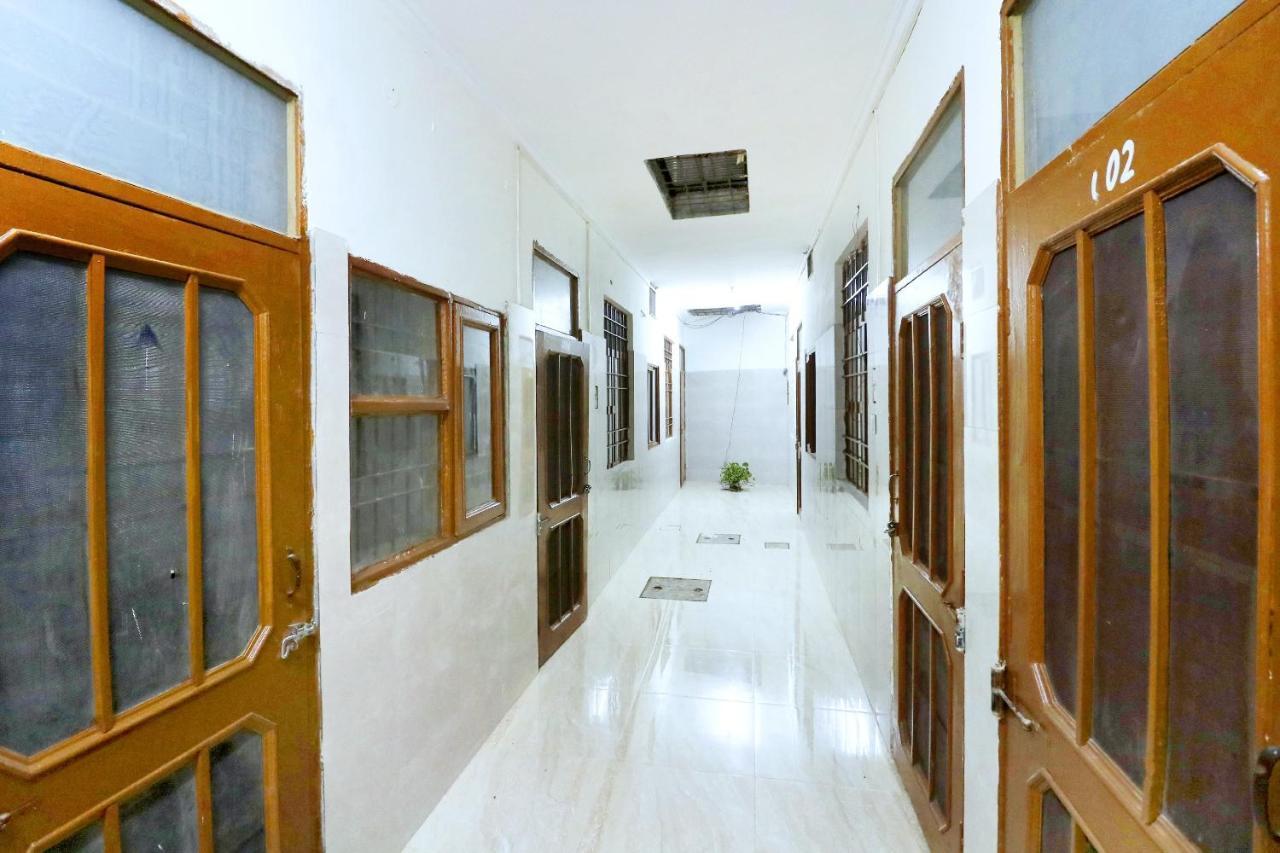 Spot On 44679 Hotel Samrat Sohāna Εξωτερικό φωτογραφία