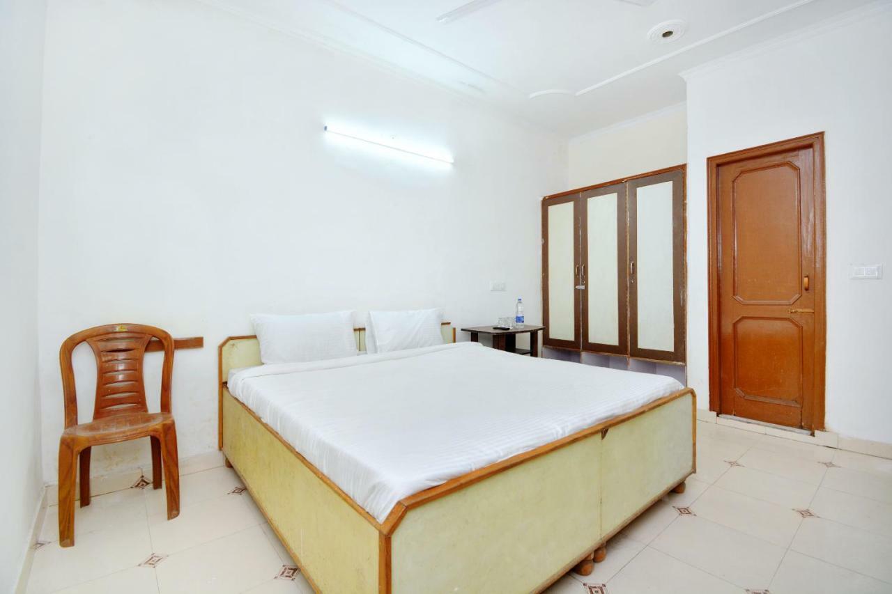 Spot On 44679 Hotel Samrat Sohāna Εξωτερικό φωτογραφία