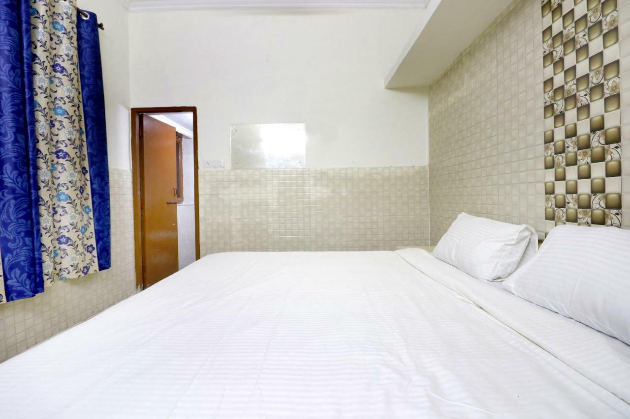 Spot On 44679 Hotel Samrat Sohāna Εξωτερικό φωτογραφία